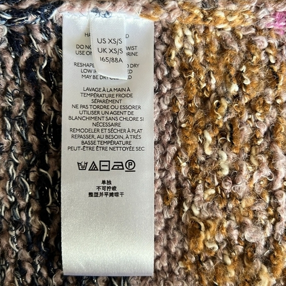 EUC Anthropologie Pink and Gray Patterned Cardigan Size XS/S - Picture 5 of 14